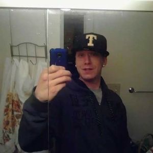 Meet your Posher, Adam